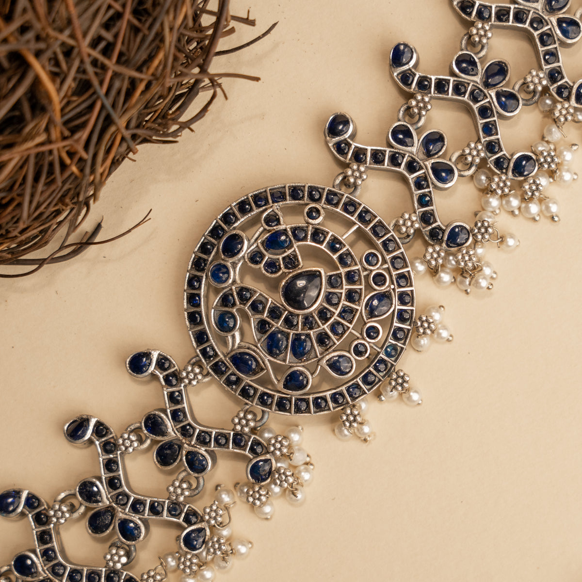 AARNA BIJOUX PREMIUM AND EXCLUSIVE SEMI HANDMADE RUSTIC FINISH CHOKER WITH EARRINGS CH136