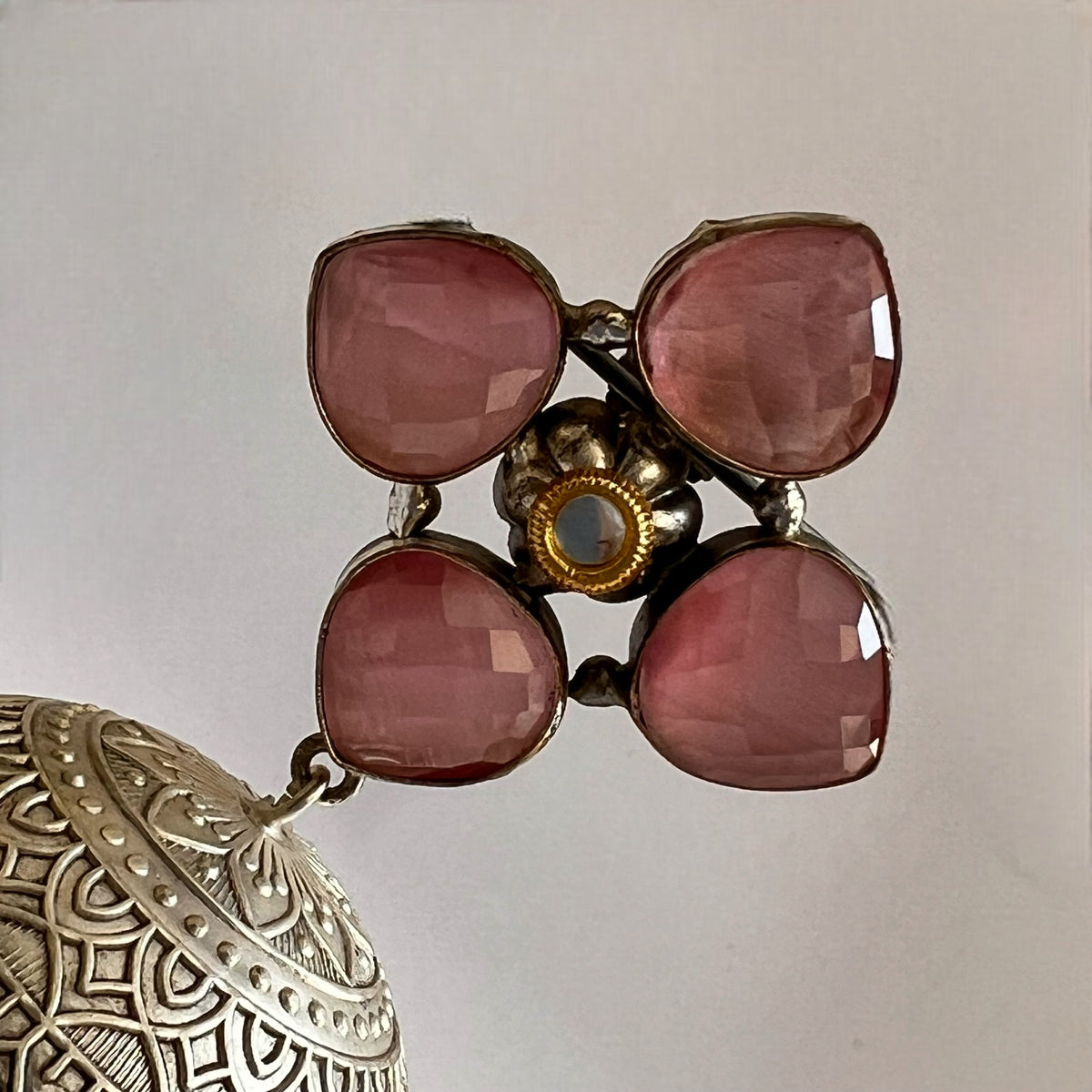 MAKARA SILVER LOOK ALIKE DUAL-TONED SILVER POLISH HANDMADE JHUMKA ER575