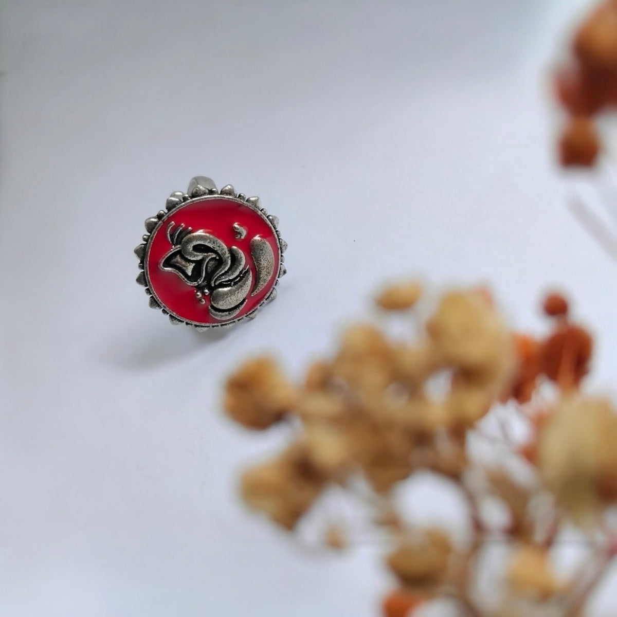 VARSHITA OXIDIZED ENAMEL TEMPLE RING R100