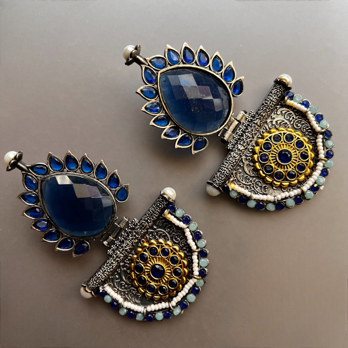 REETA SILVER LOOK ALIKE SEMI-HANDMADE EARRINGS ER217