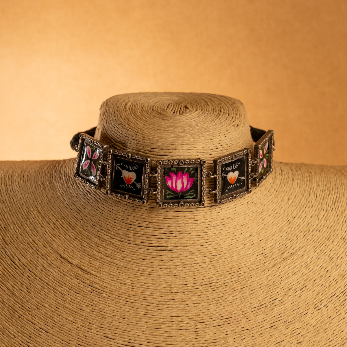 SHEETHAL HAND PAINTED AND HANDMADE  RUSTIC LOOK NECKPIECE NECKLACE NL71