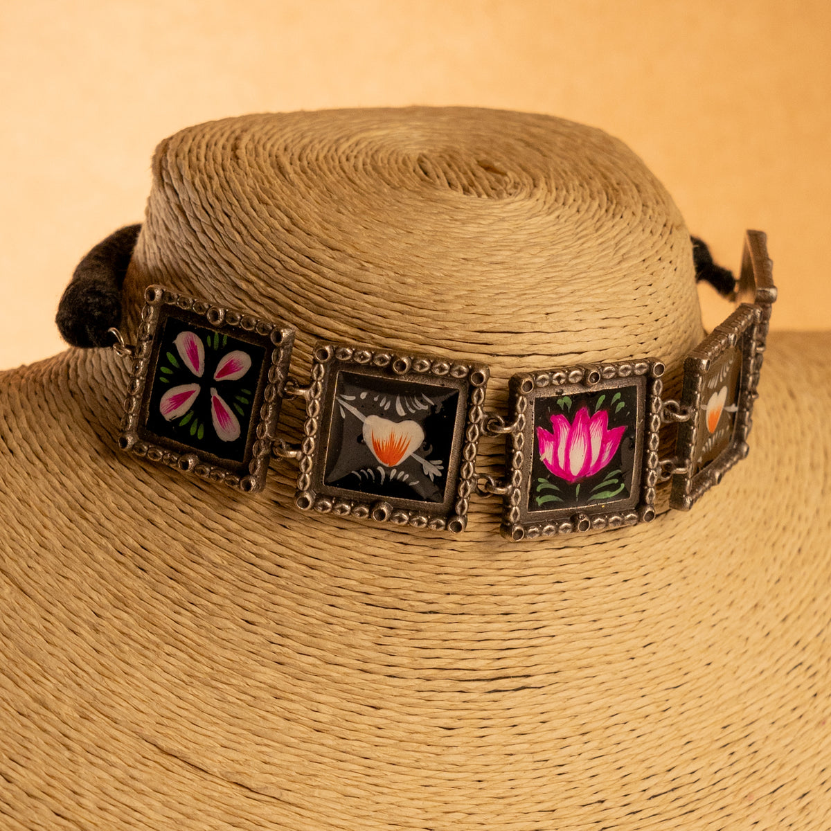 SHEETHAL HAND PAINTED AND HANDMADE  RUSTIC LOOK NECKPIECE NECKLACE NL71