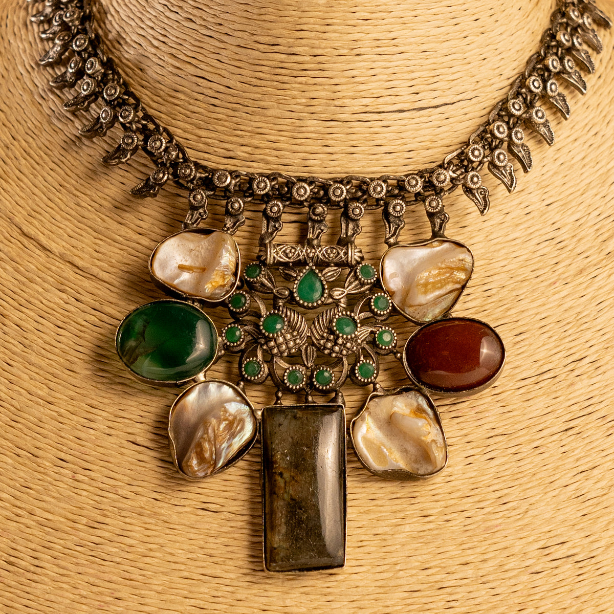 HINOSHA RAW STONE HANDMADE FAUX SILVER  RUSTIC FINISH NECKLACE NL74