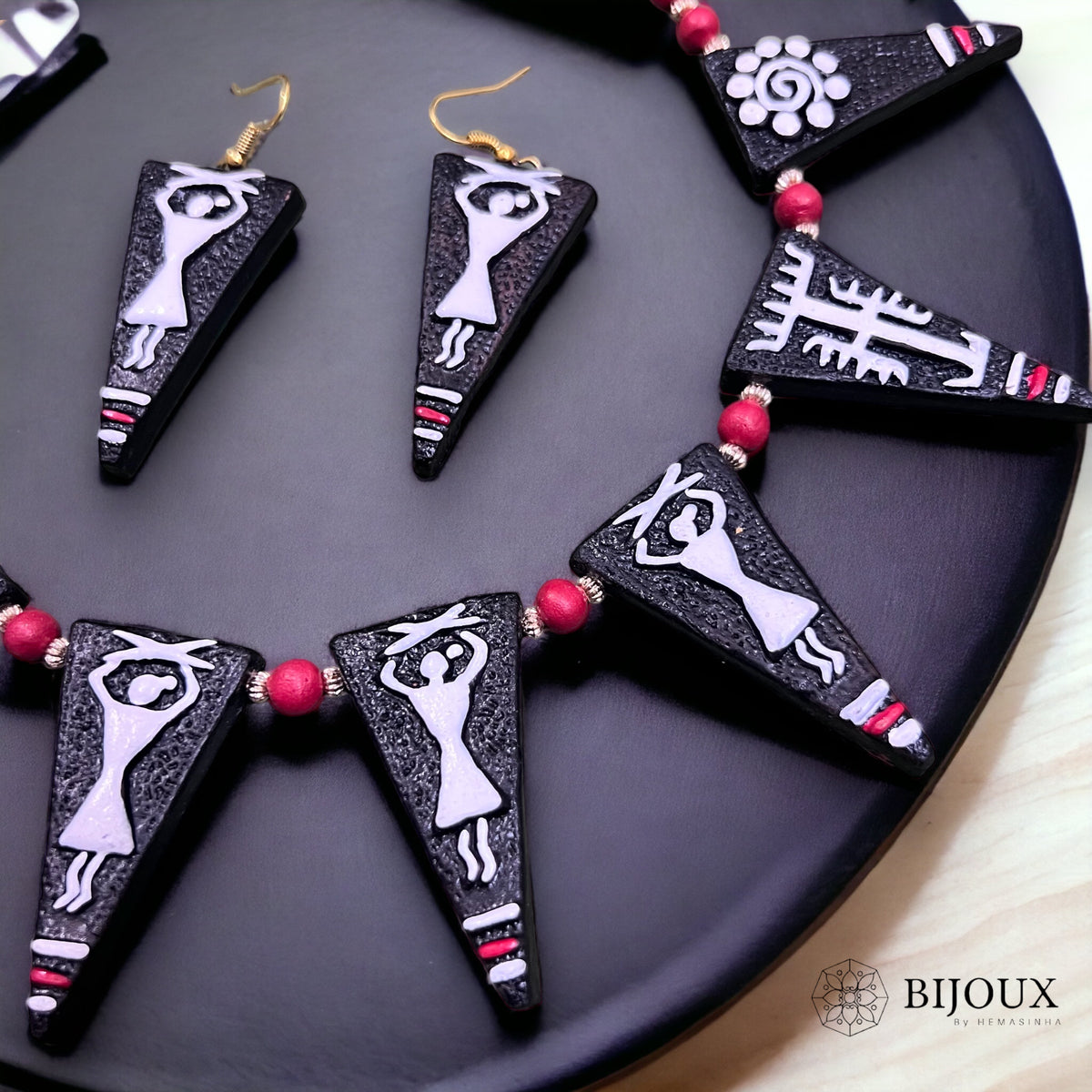 DELTA DIVINE TERRACOTTA NECKLACE WITH EARRING TR08