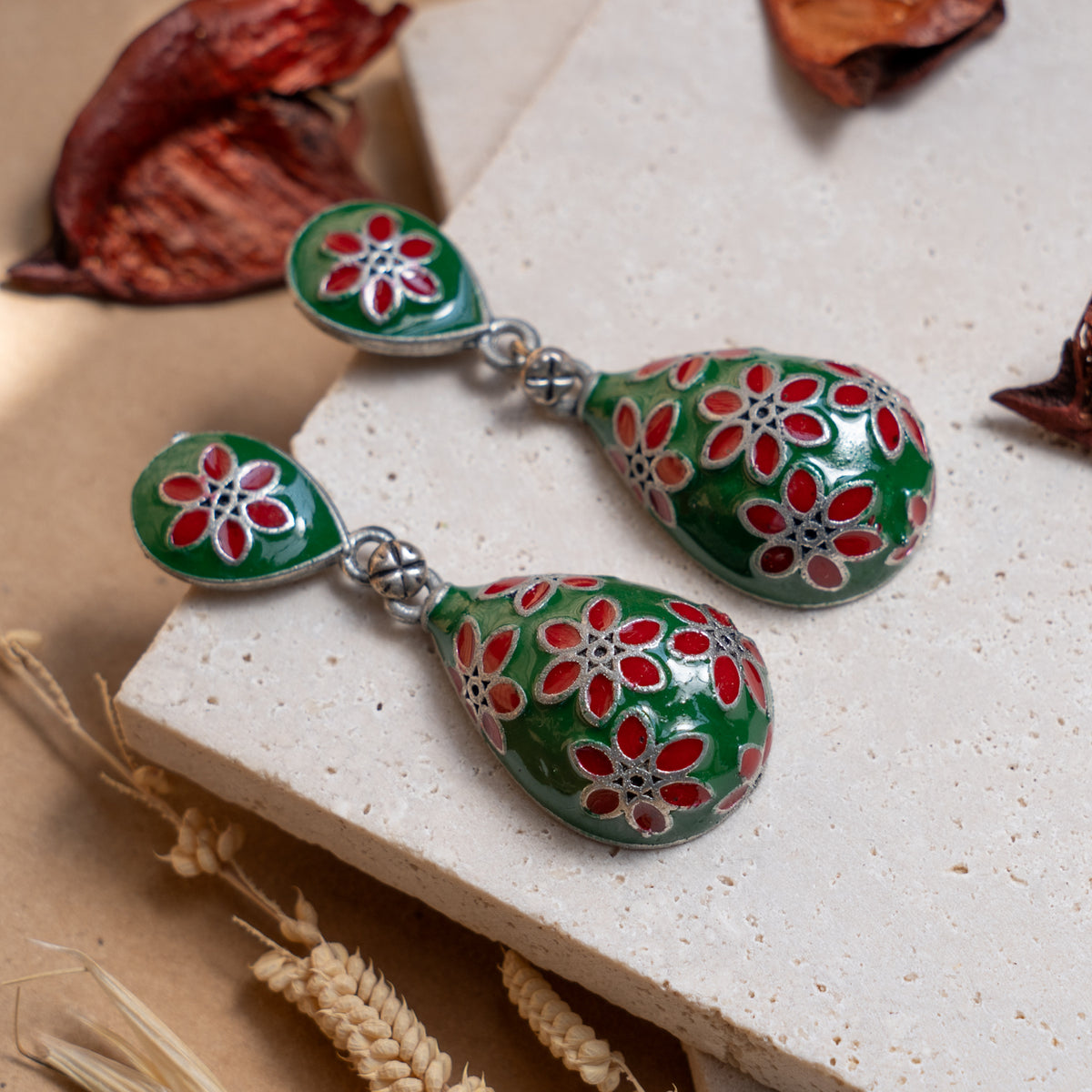 SWATHIKA FLORA DANGLER/ EARRINGS ER833