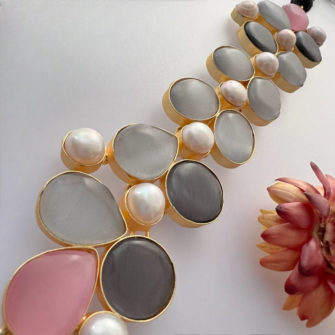 BAGYA BIJOUX PREMIUM AND EXCLUSIVE HANDMADE MONALISA CHOKER WITH EARRINGS CH405