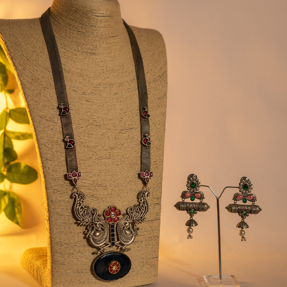 CAMELLIA HANDMADE RAW AND RUSTIC GRACE FAUX SILVER ANTIQUE MALA WITH EARRINGS ML181