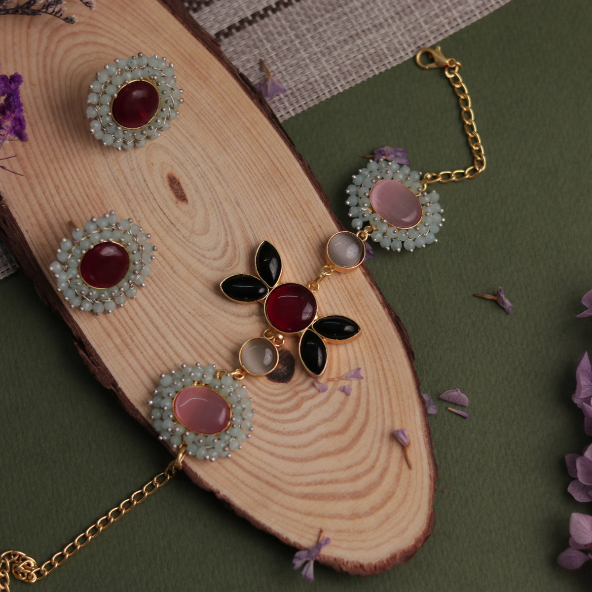 NIRASHA BIJOUX HANDMADE MONALISA MINIMALIST CHOKER WITH EARRINGS CH45