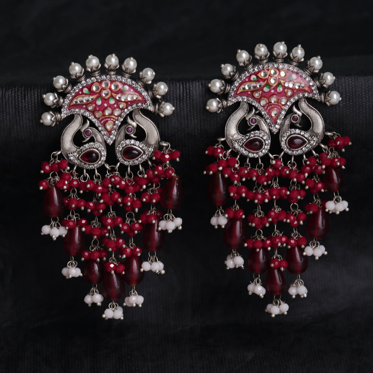 HANDMADE TWILIGHT SEMI HANDMADE HANDPAINTED MONALISA AND BEADED EARRING ER40