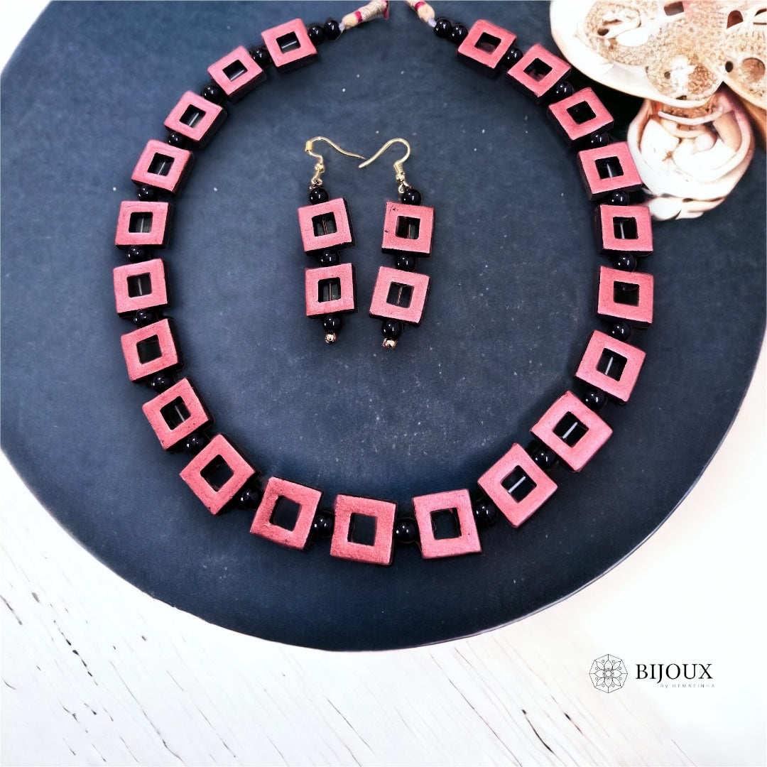 TERRA TILE TERRACOTTA NECKLACE WITH EARRING TR04
