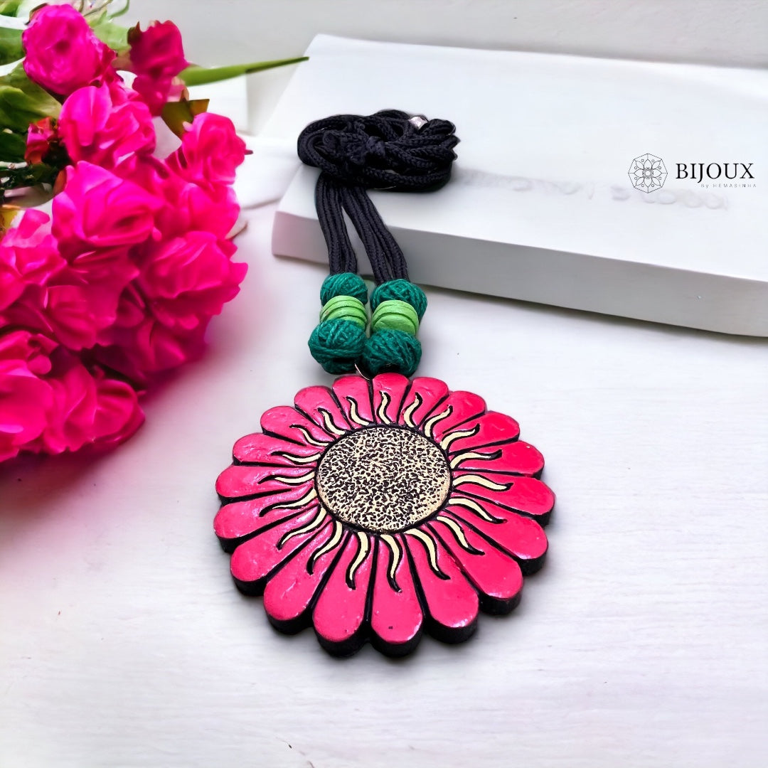 FLEUR ROUGE ET BLANC TERRACOTTA NECKLACE WITH EARRINGS TR21