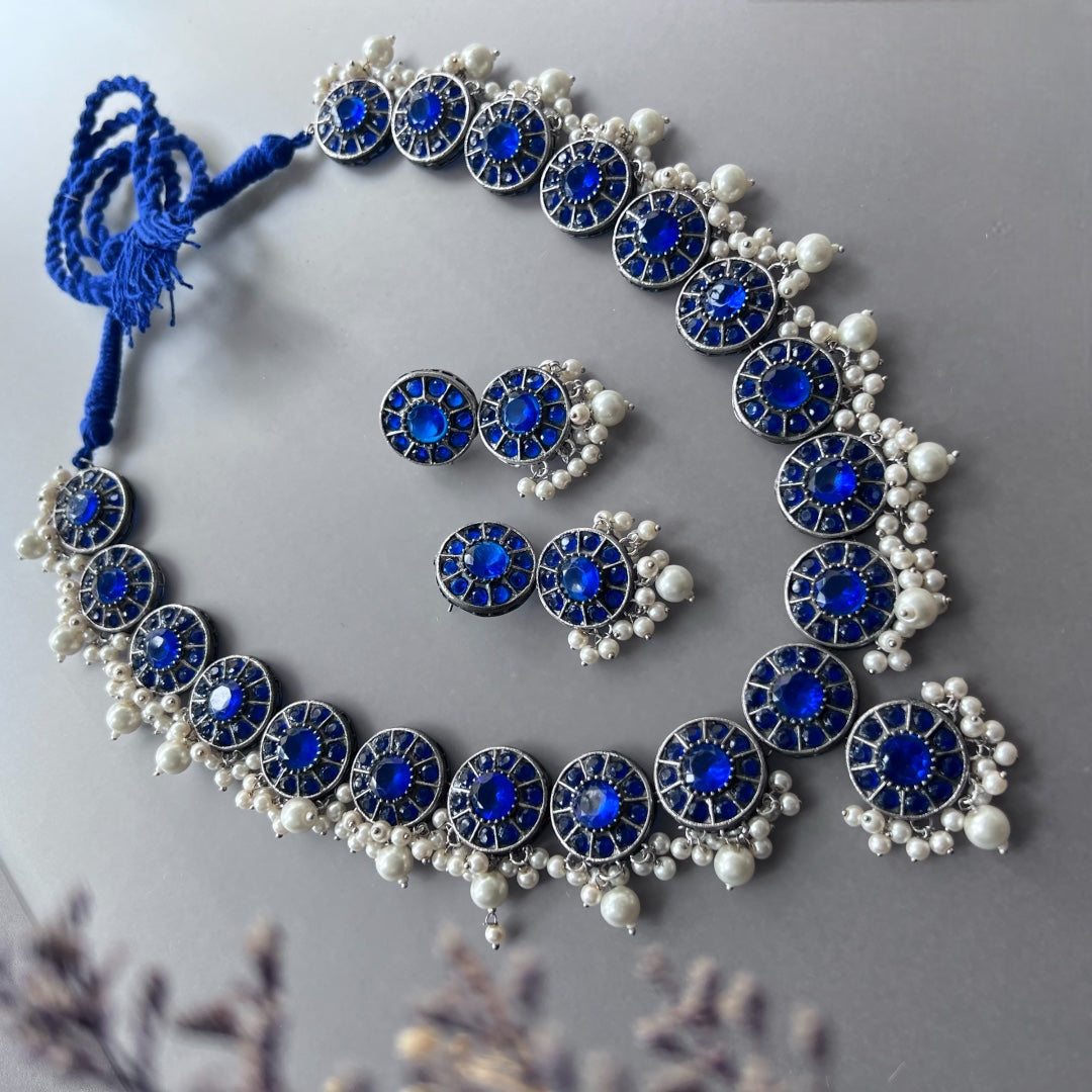 VINAYA FAUX SILVER BIJOUX PREMIUM AND EXCLUSIVE SEMI HANDMADE NECKLACE WITH EARRINGS NL136