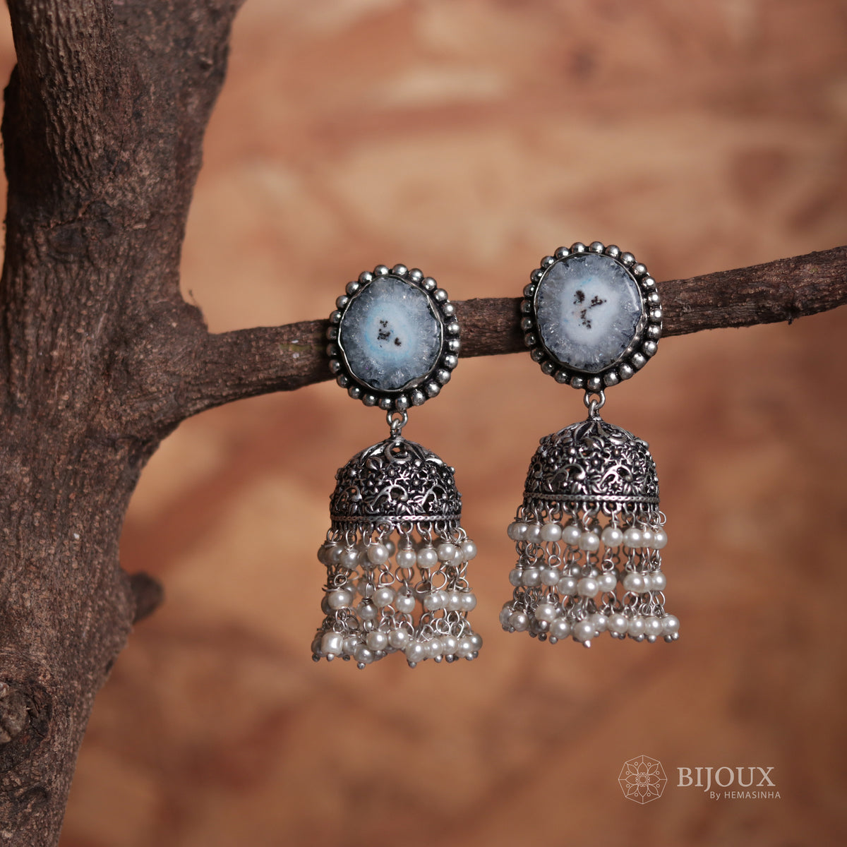 SPLENDOR DRUZY AND AGATE STONE SEMI-HANDMADE OXIDIZED JHUMKA ER54