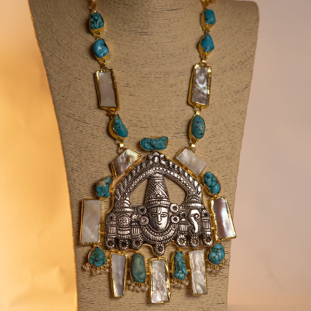 VENKAT BIJOUX, HANDCRAFTED TURQUOISE, MOP SHELL, AND RAW SATONE MALA WITH EARRINGS ML168