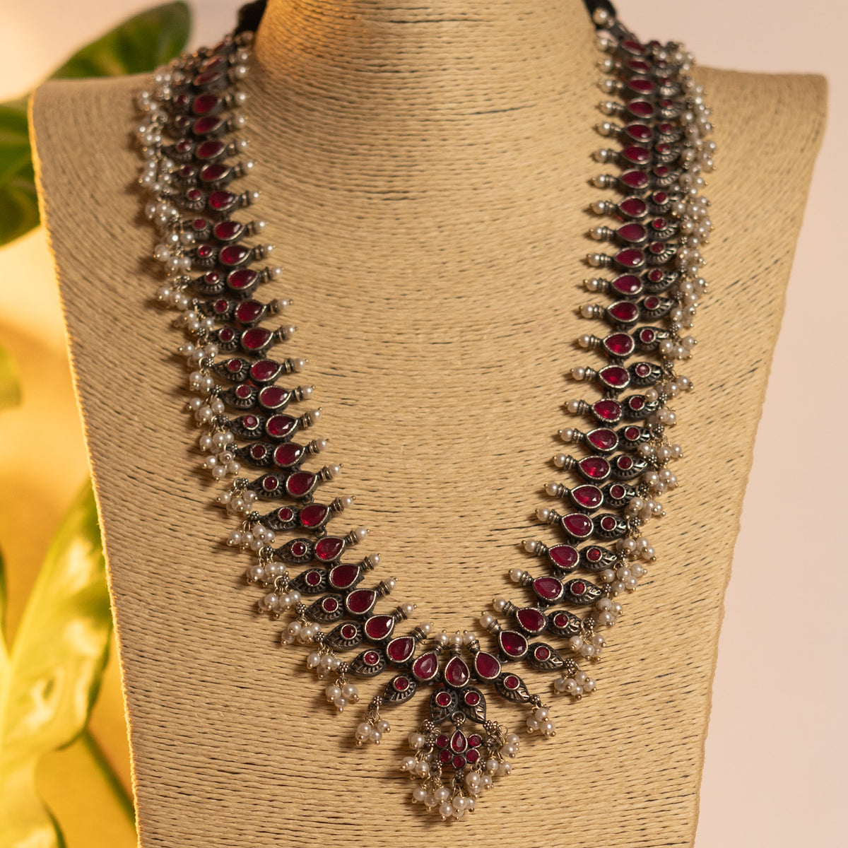 NIRA SILVER LOOK ALIKE CLASSIC ANTIQUE MALA WITH EARRINGS ML18