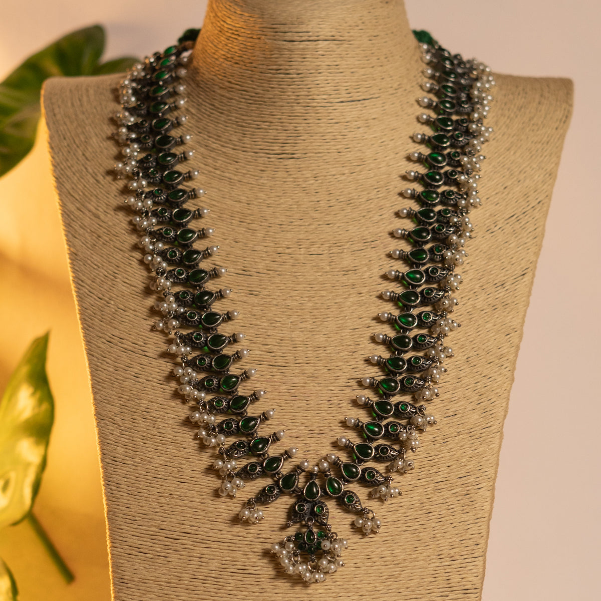 THIRA SILVER LOOK ALIKE CLASSIC ANTIQUE MALA WITH EARRINGS ML45