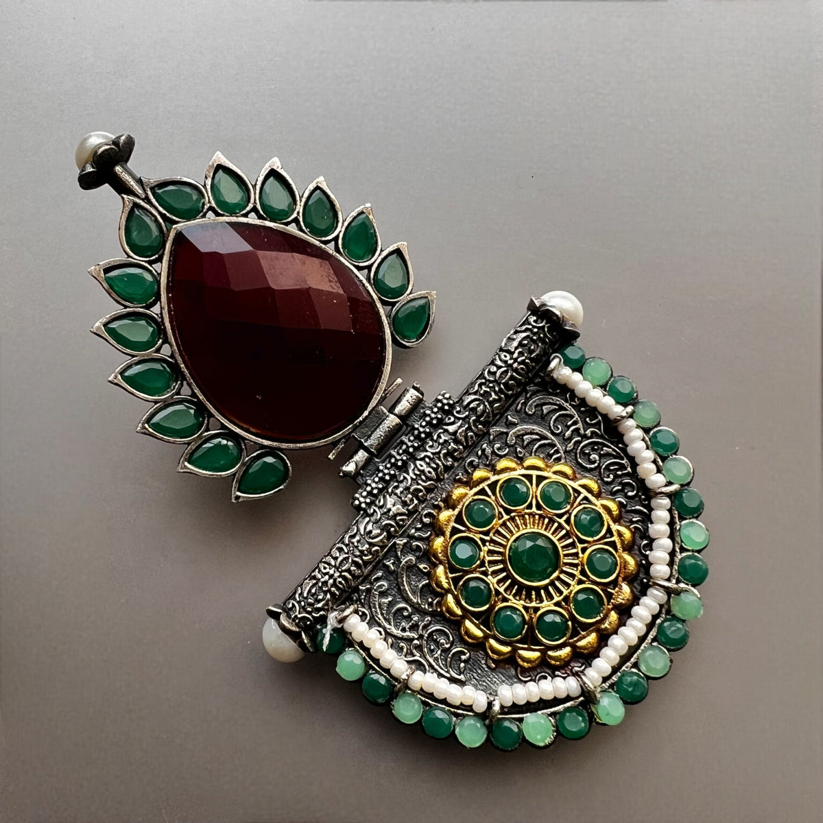 REETA SILVER LOOK ALIKE SEMI-HANDMADE EARRINGS ER217