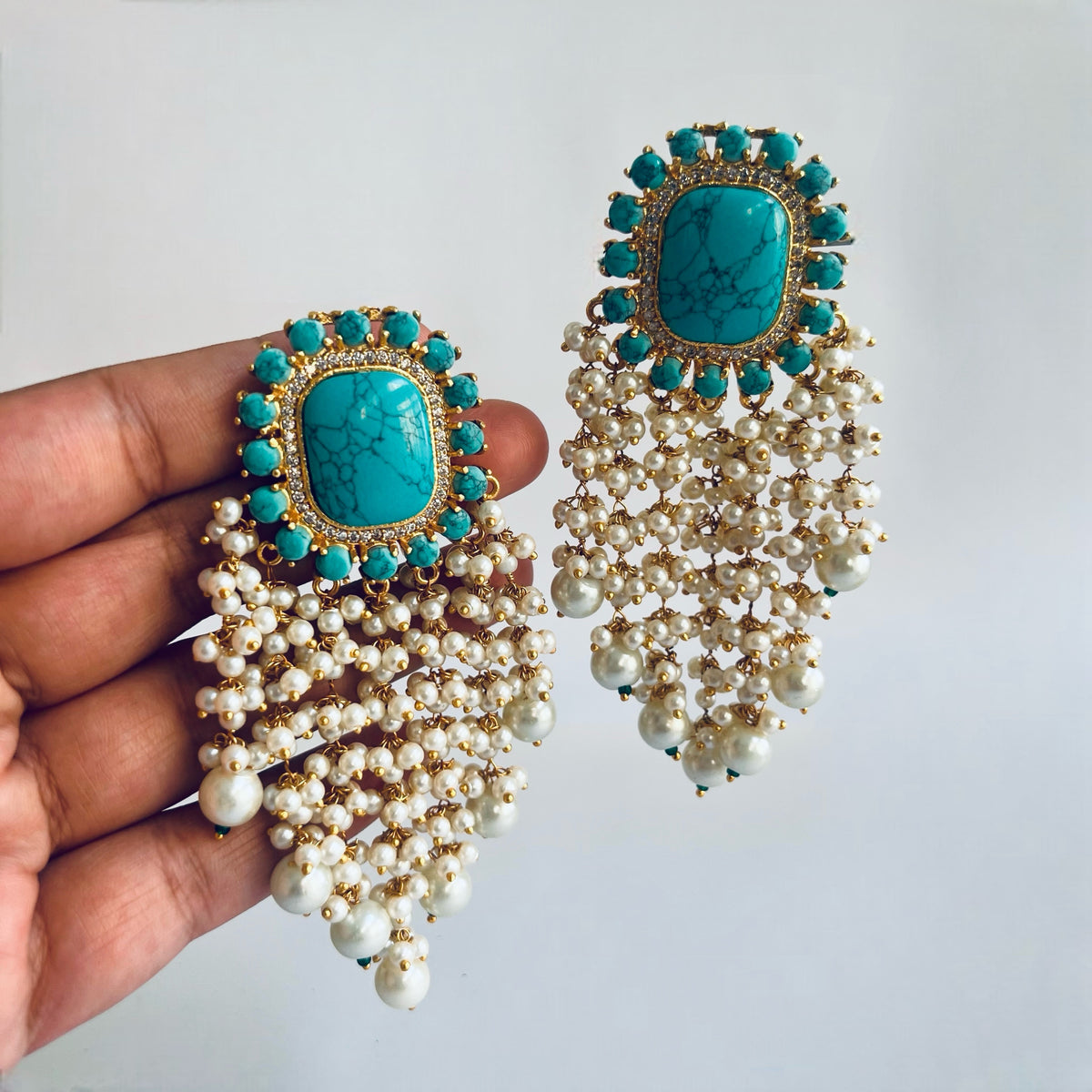 LIYA HANDMADE PEARL BEADED GOLD-TONED EARRING-ER561