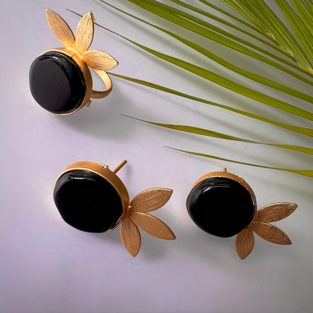 ROXANIA SET RING EARRING AND NECKLACE HANDMADE GOLD TONED PREMIUM NECKLACE/NECKPIECE EARRING SET NL30