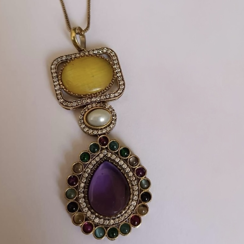 KENISHA SEMI HANDMADE MONALISA STONES NECKPIECE/NECKLACE EARRINGS NL327