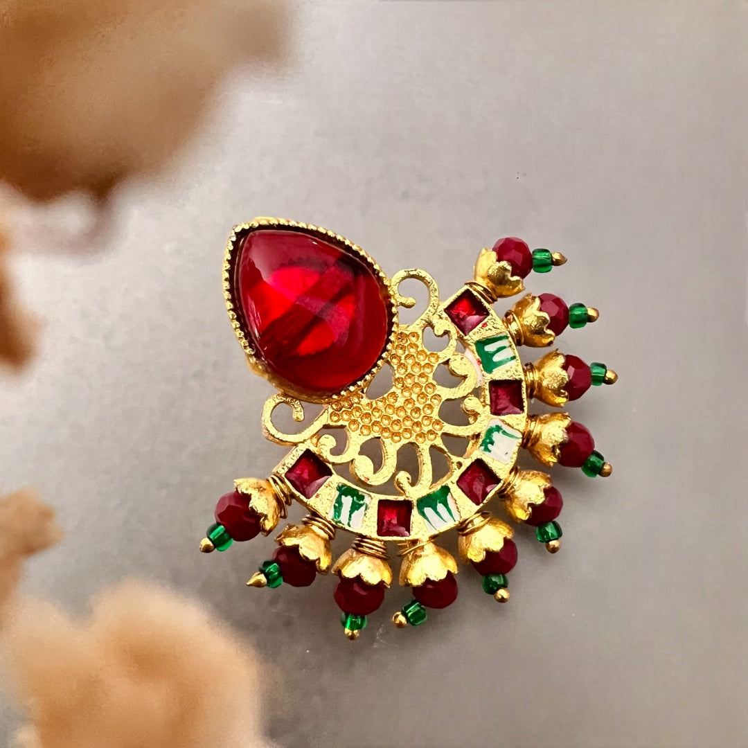 BLOSSOMBEAN SEMI HANDMADE MONOLISA GOLD-TONED EARRING-ER153