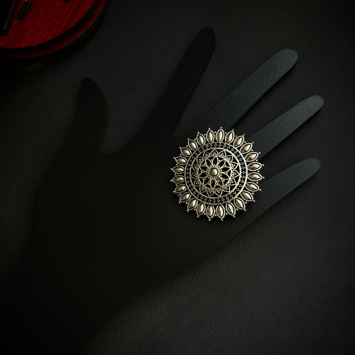 AARIKA OXIDIZED MULTI FINGER RING R24