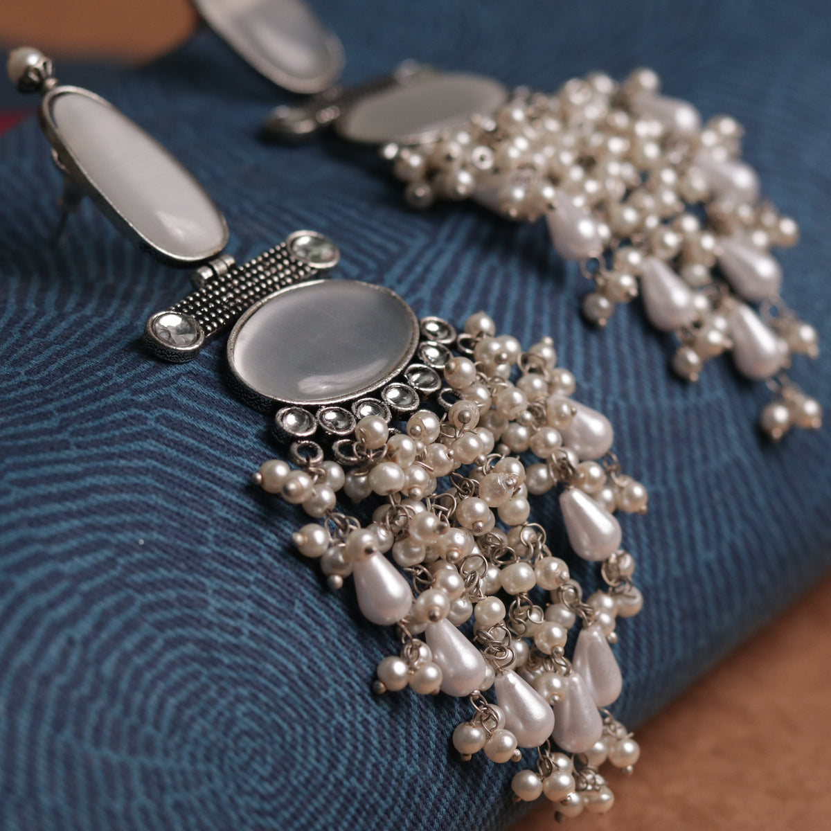 OVAL MYSTIC MONALISA STONE  SEMI-HANDMADE  EARRINGS  ER47