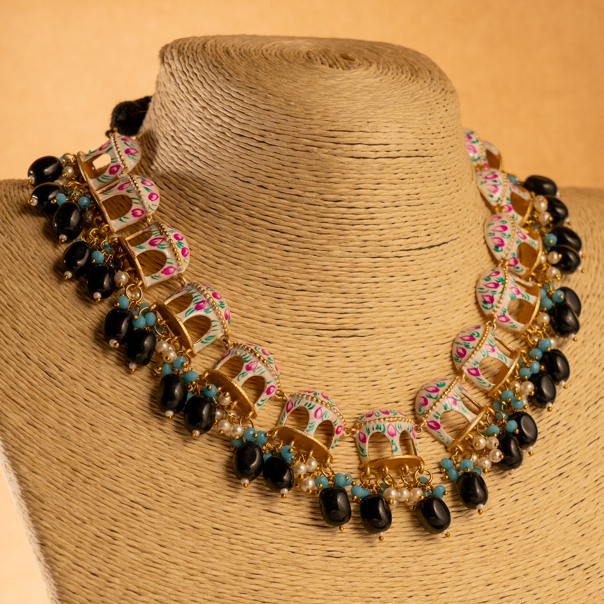 NIKARA HAND PAINTED AND HANDMADE RUSTIC LOOK NECKPIECE NECKLACE NL70