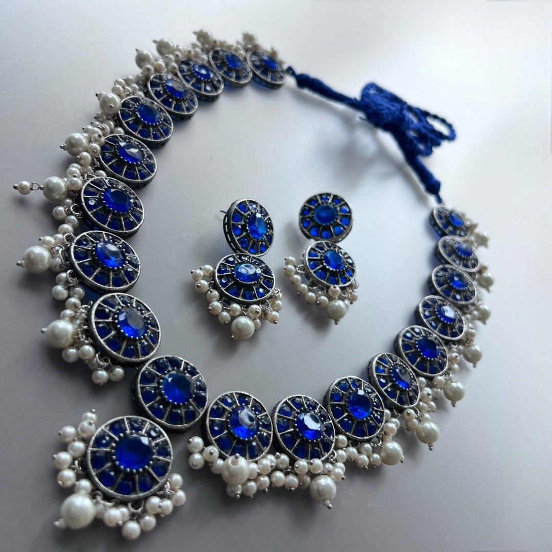 VINAYA FAUX SILVER BIJOUX PREMIUM AND EXCLUSIVE SEMI HANDMADE NECKLACE WITH EARRINGS NL136