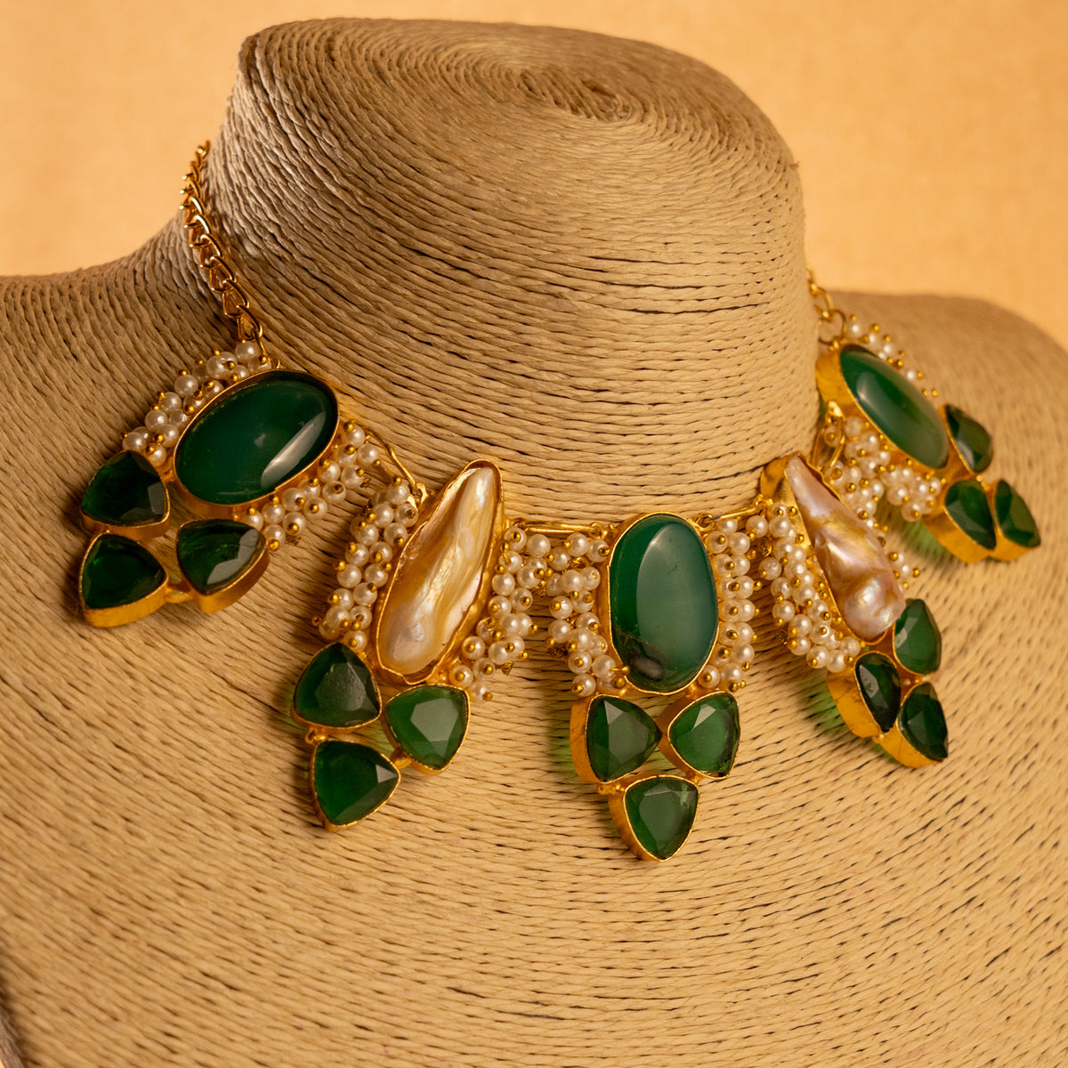 VIHARA MOP AND RAW STONE HANDMADE GOLD TONED RAW AND RUSTIC FINISH NECKLACE NL34