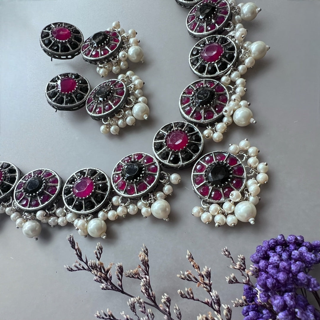 VINAYA FAUX SILVER BIJOUX PREMIUM AND EXCLUSIVE SEMI HANDMADE NECKLACE WITH EARRINGS NL136