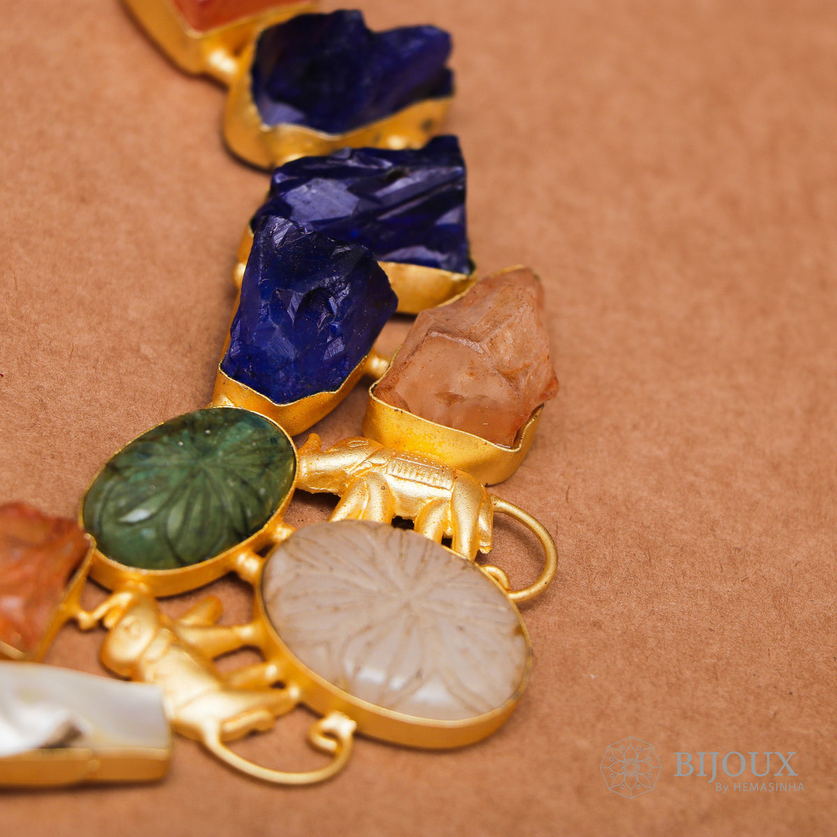 RICA RAW STONE HANDMADE GOLD TONED RUSTIC FINISH NECKLACE NL91