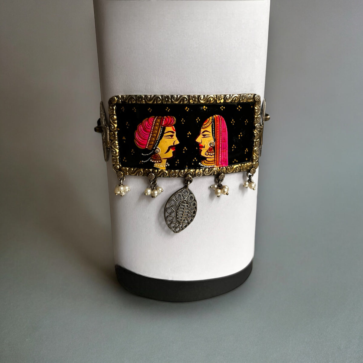 NIRVANA HANDPAINTED HANDMADE RAW AND RUSTIC CHOKER / NECKPIECE WITH EARRINGS CH53