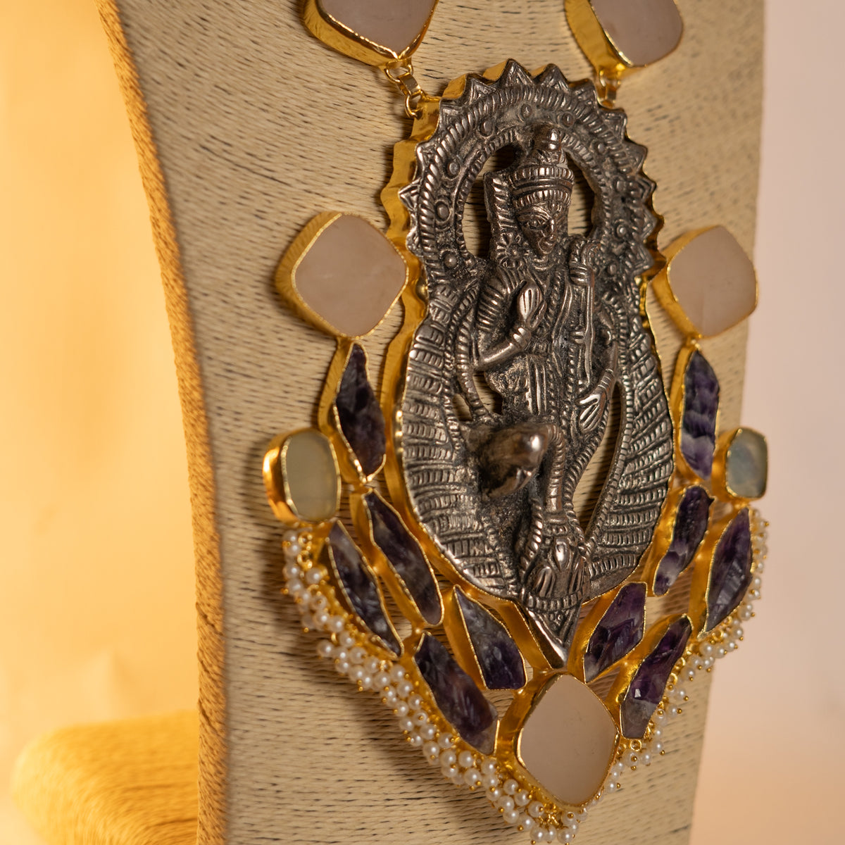 CHANDIKA BIJOUX EXCLUSIVE HANDMADE RAW STONE MALA WITH EARRINGS ML171