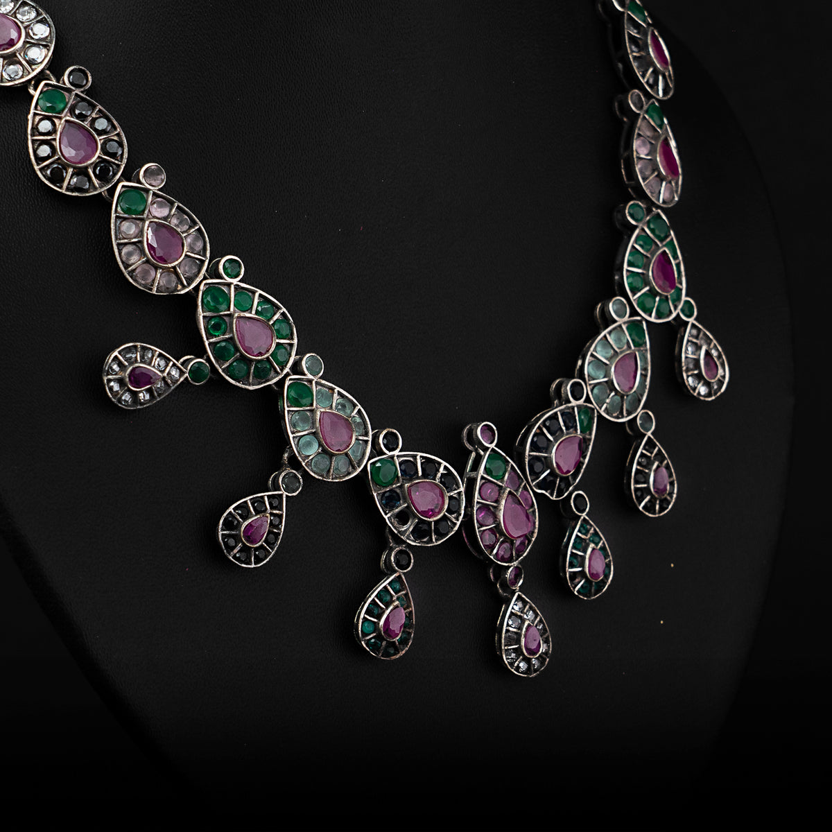 VISHIKA FAUX SILVER PREMIUM SEMI HANDMADE NECKLACE WITH EARRINGS NL130