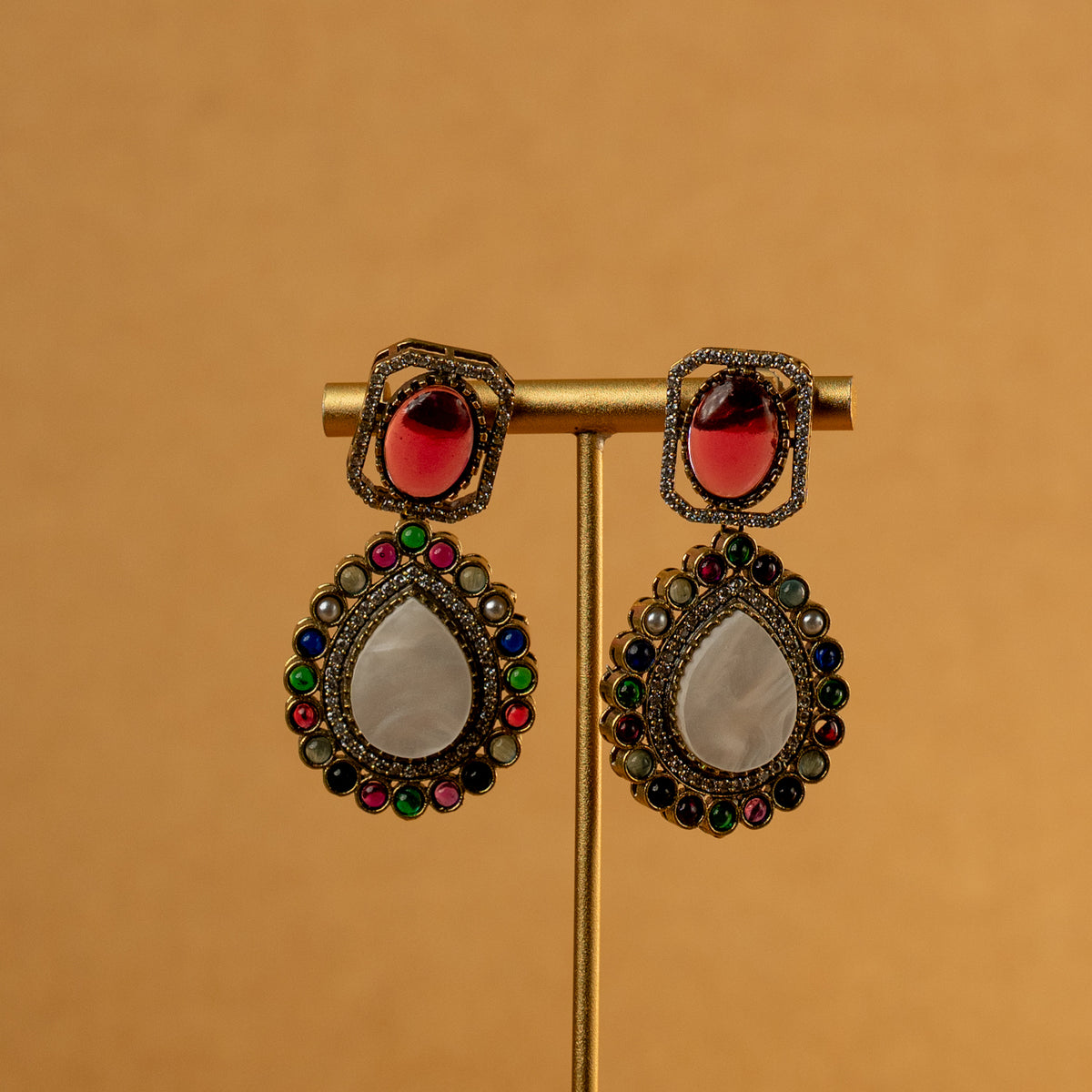 MITHILDA DUAL TONED SEMI HANDMADE MONALISA STONES NECKPIECE/NECKLACE EARRINGS NL323