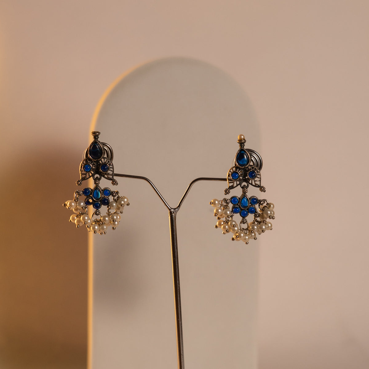 THIRA SILVER LOOK ALIKE CLASSIC ANTIQUE MALA WITH EARRINGS ML45