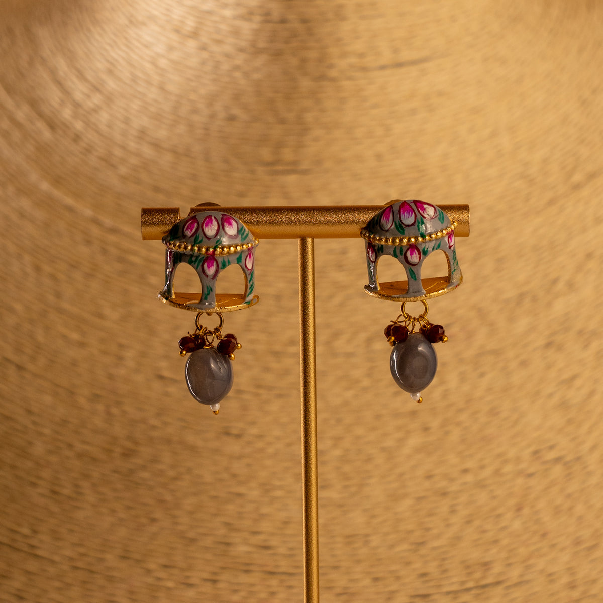 NIKARA HAND PAINTED AND HANDMADE RUSTIC LOOK NECKPIECE NECKLACE NL70