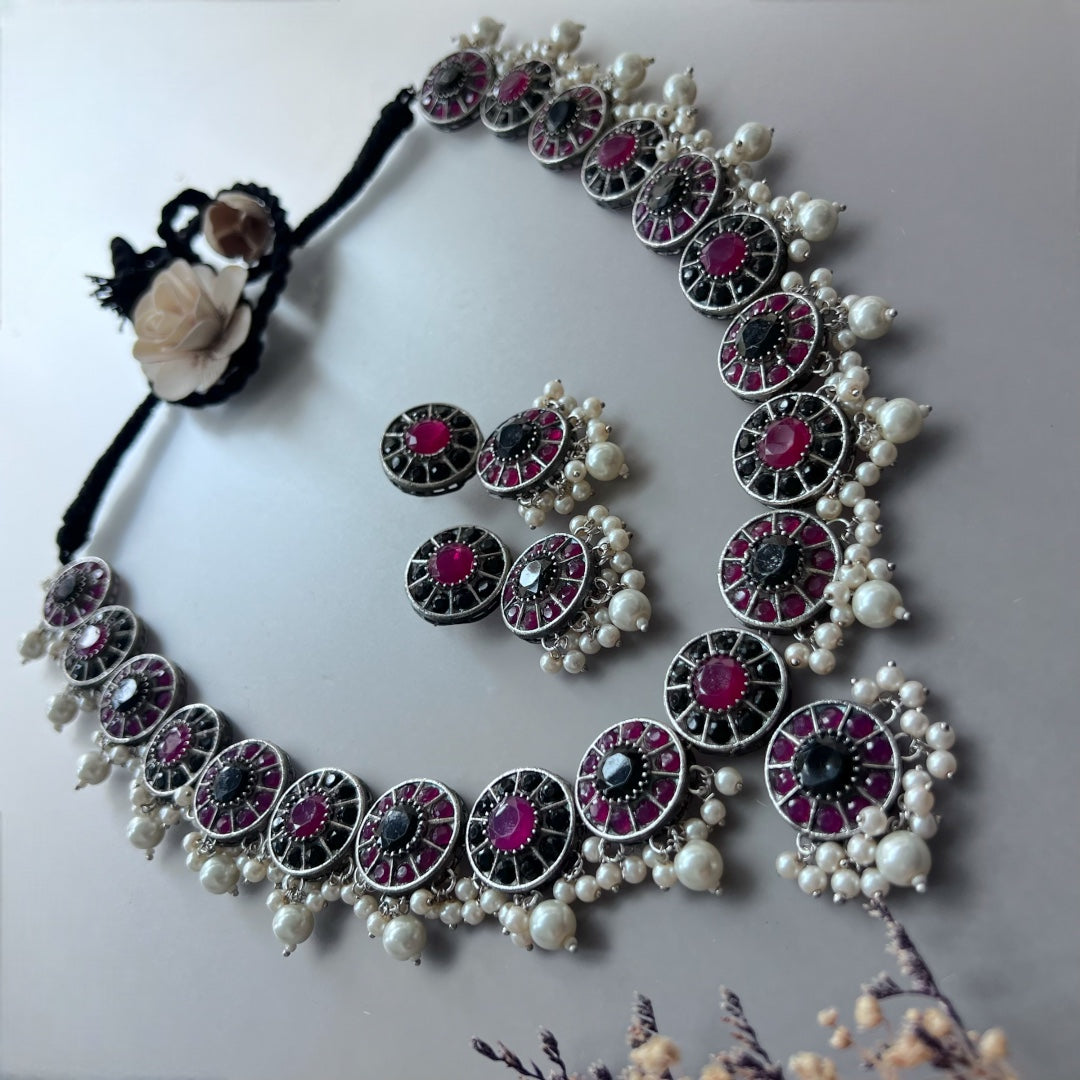VINAYA FAUX SILVER BIJOUX PREMIUM AND EXCLUSIVE SEMI HANDMADE NECKLACE WITH EARRINGS NL136