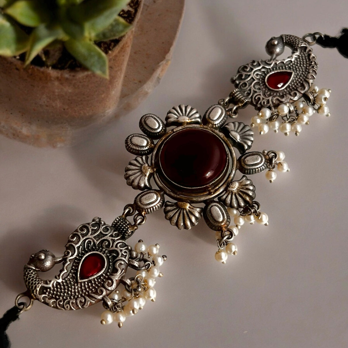 RITHIKA SEMI HANDMADE SILVER LOOK ALIKE CHOKER WITH EARRINGS CH52
