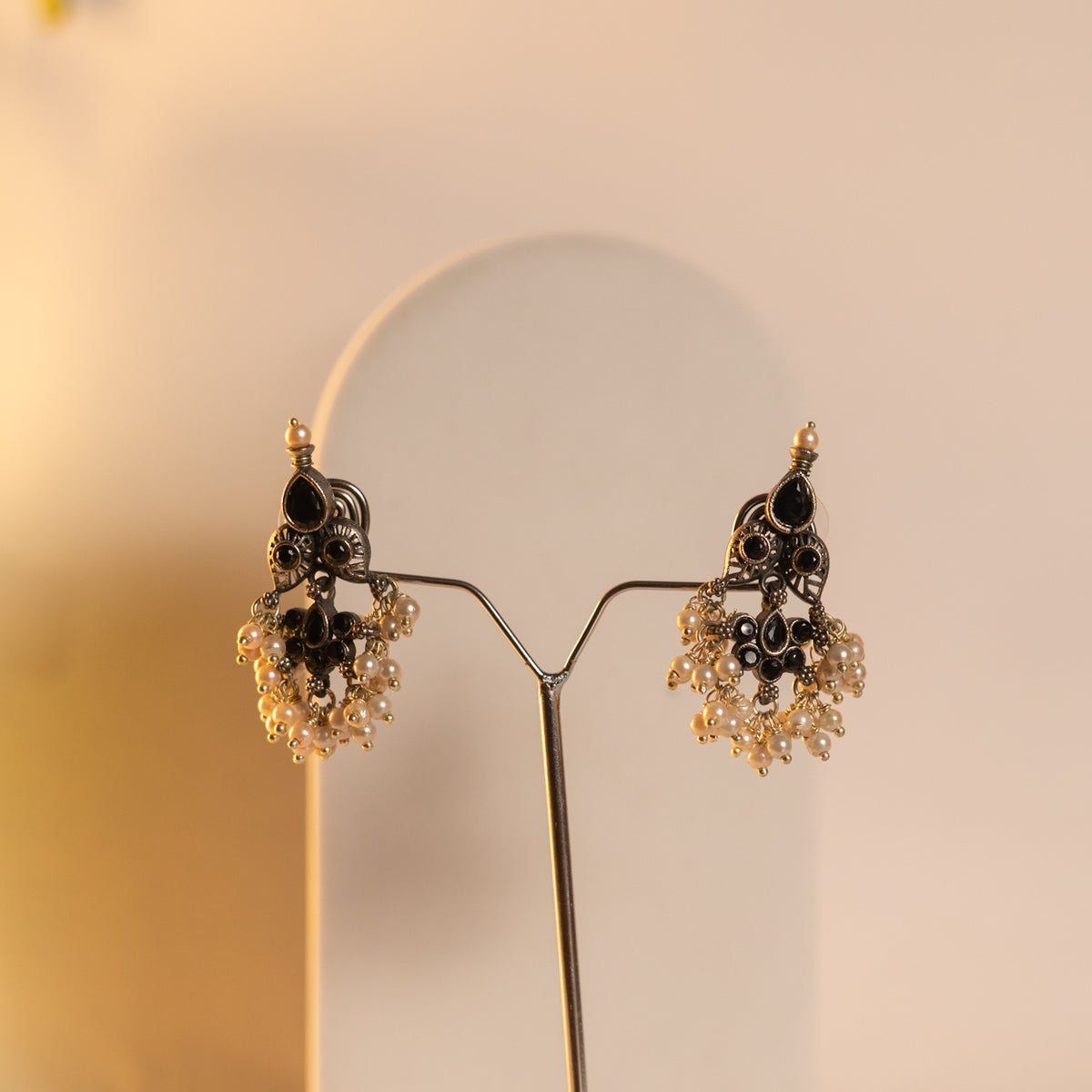 NIRA SILVER LOOK ALIKE CLASSIC ANTIQUE MALA WITH EARRINGS ML18