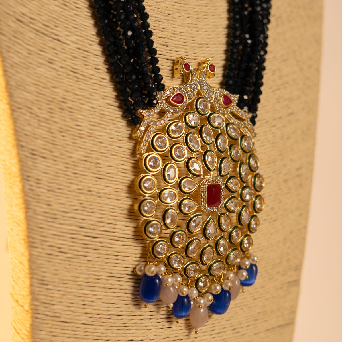 MAYILANJI CRYSTAL HANDMADE  MALA WITH EARRING ML09