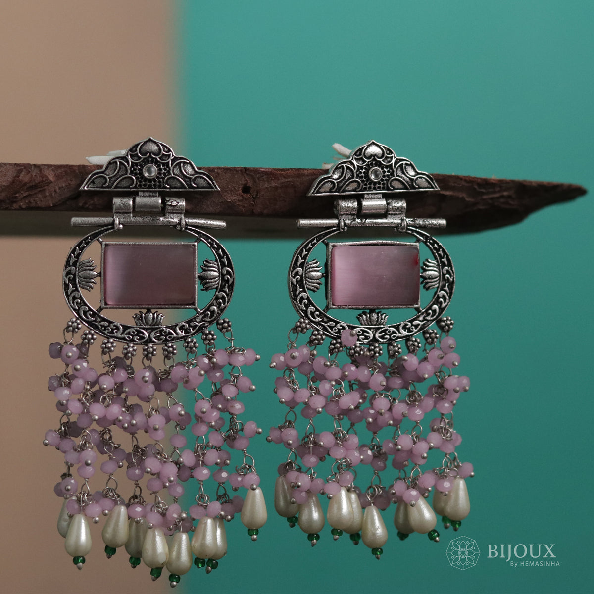 ZEPHYR SEMIHANDMADE BEADED OXIDIZED DANGLER EARRING ER104