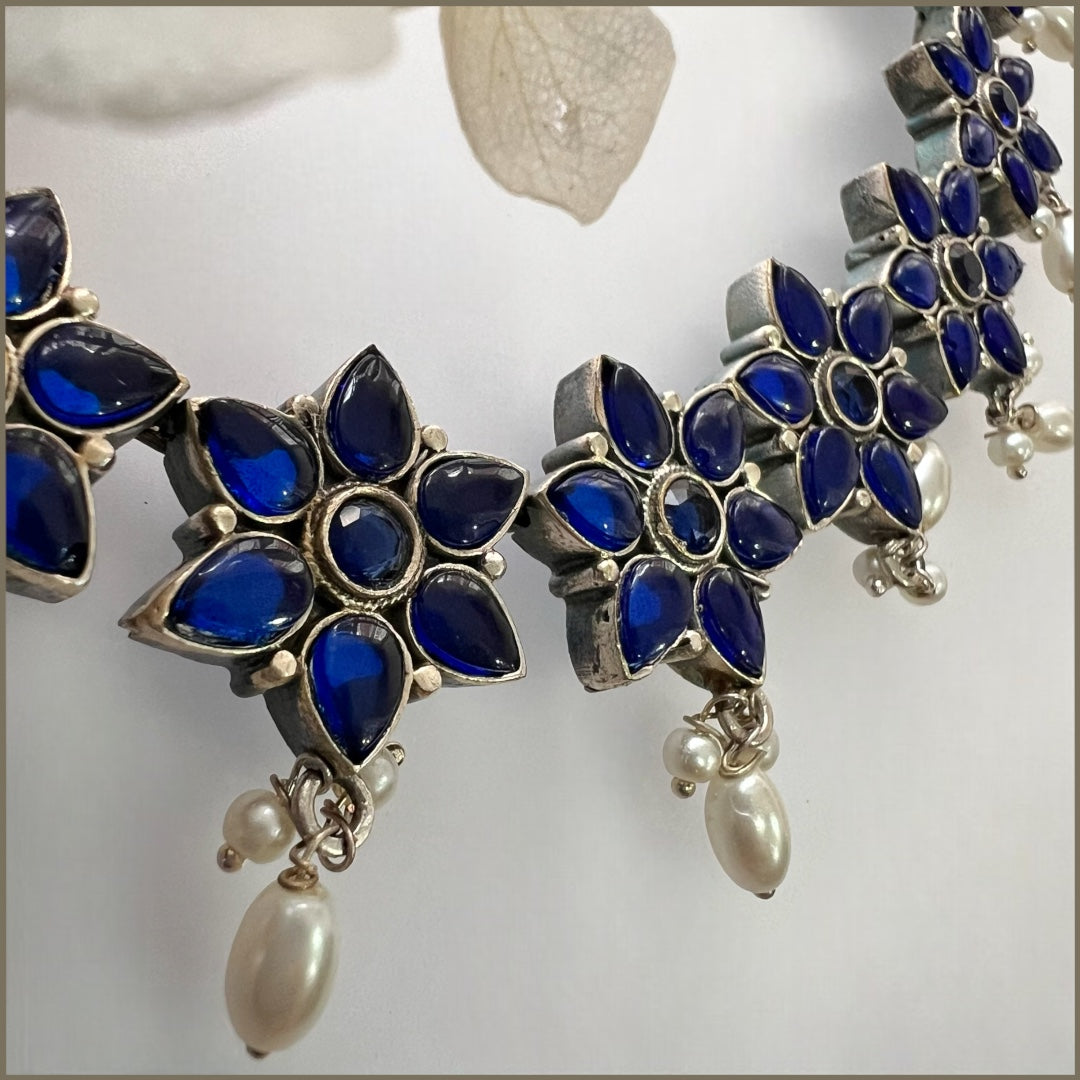 LYCARA FAUX SILVER PREMIUM SEMI HANDMADE NECKLACE WITH EARRINGS NL131