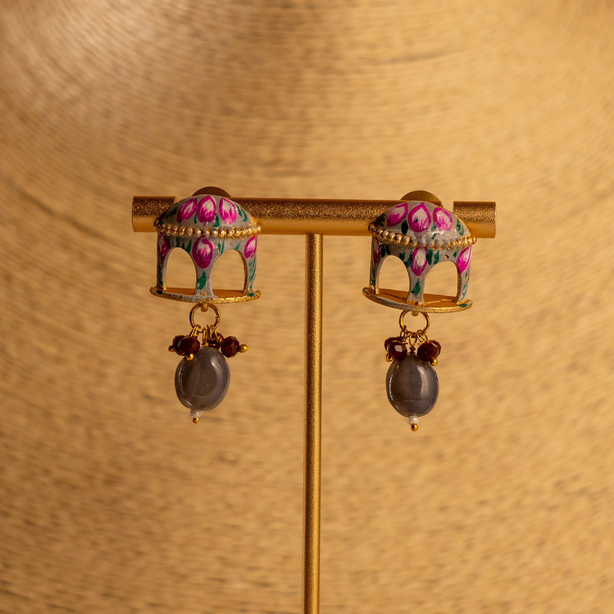 NIKARA HAND PAINTED AND HANDMADE RUSTIC LOOK NECKPIECE NECKLACE NL70