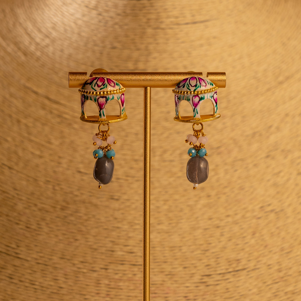 NIKARA HAND PAINTED AND HANDMADE RUSTIC LOOK NECKPIECE NECKLACE NL70