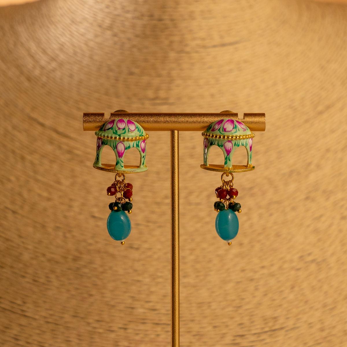 NIKARA HAND PAINTED AND HANDMADE RUSTIC LOOK NECKPIECE NECKLACE NL70