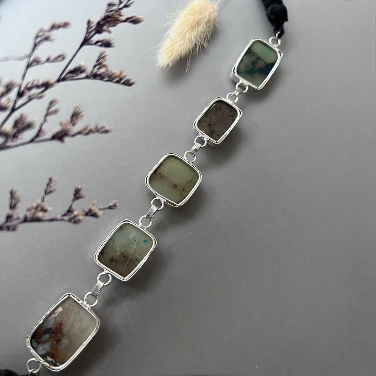 RICHARA BIJOUX PREMIUM AND EXCLUSIVE NATURAL STONE HANDMADE CHOKER CH382