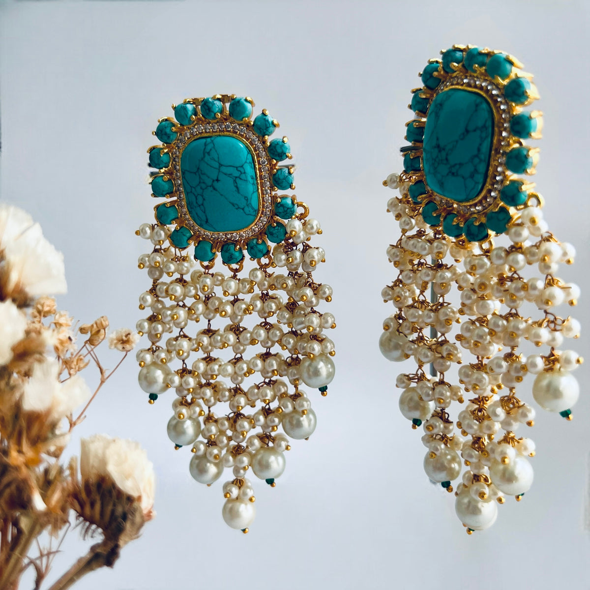 LIYA HANDMADE PEARL BEADED GOLD-TONED EARRING-ER561