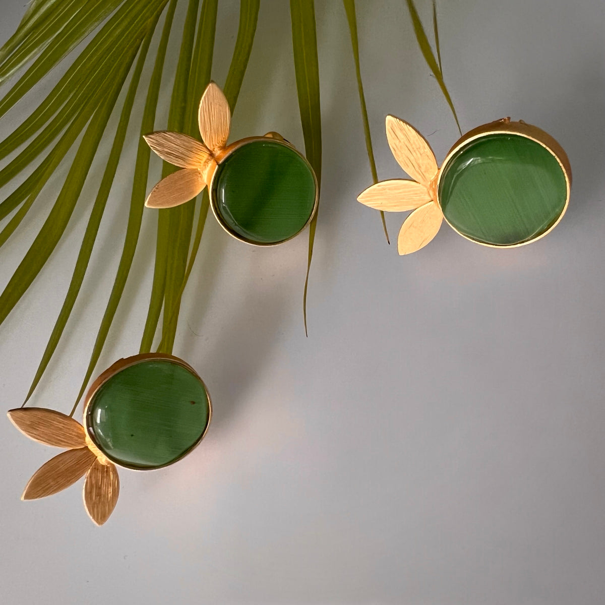 ROXANIA SET RING EARRING AND NECKLACE HANDMADE GOLD TONED PREMIUM NECKLACE/NECKPIECE EARRING SET NL30